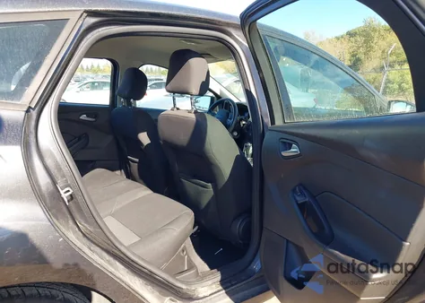 2016 Ford Focus Se из США, поврежденный, VIN 1FADP3K23GL377515